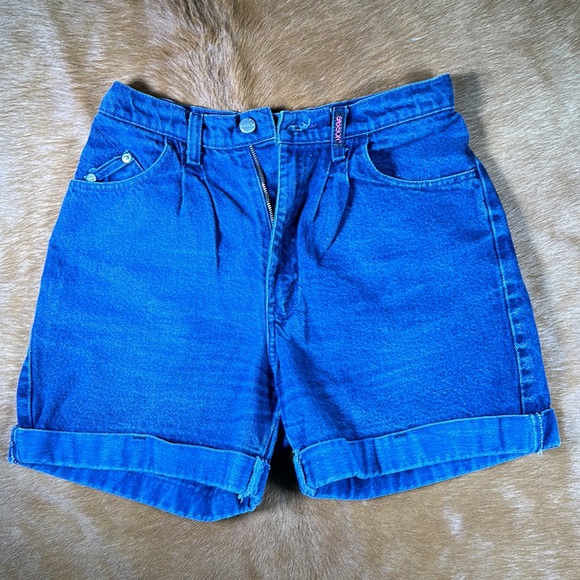 Sasson Vintage High Waisted Denim Cuffed Jeans in Deep Blue - Picture 4 of 8